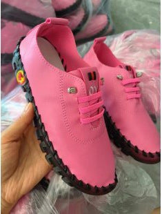 Women's lightweight, soft slip-on with hand-stitched rubber sole and elastic lacing Mune Fashion