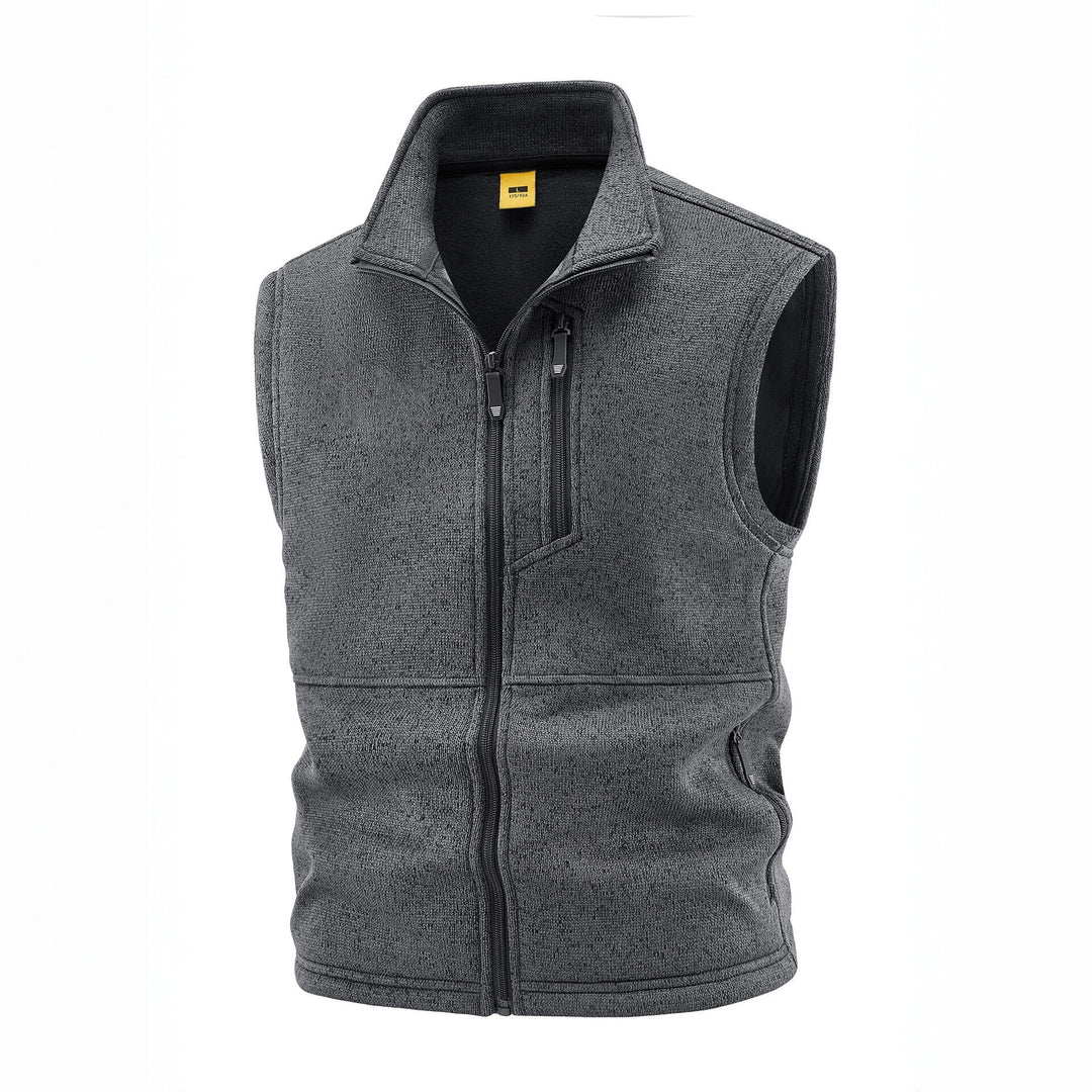 Men's fleece vest with high stand collar, chest zipper and side pockets Mune Fashion