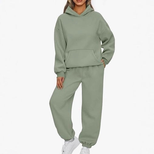Women's cozy oversized hoodie and jogging pants set made of soft cotton blend Mune Fashion