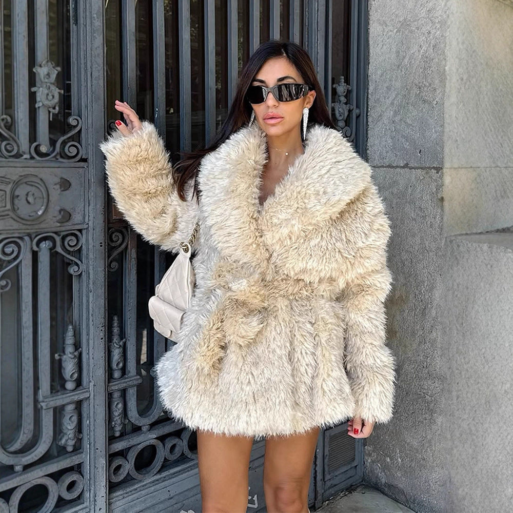 Women Short Cozy Faux Fur Coat with Waist Belt and Voluminous Shawl Collar Mune Fashion