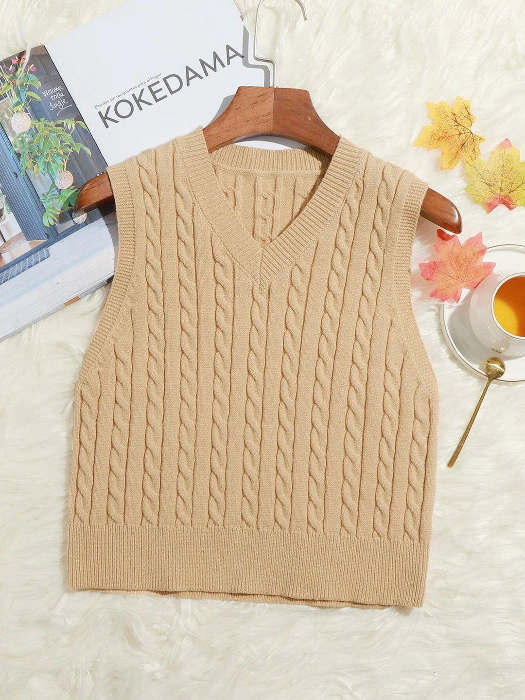 Women Classic Cable Knit Vest with Slim Fit and V-Neck Mune Fashion