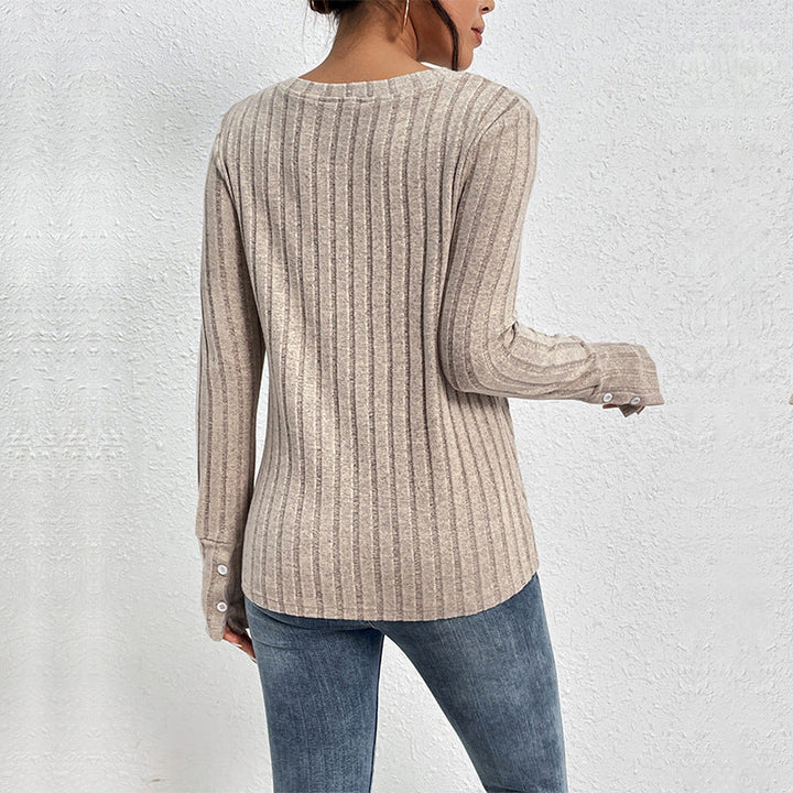 Women's Ribbed Fine Knit Long Sleeve with V-Neck and Lace Yoke Mune Fashion