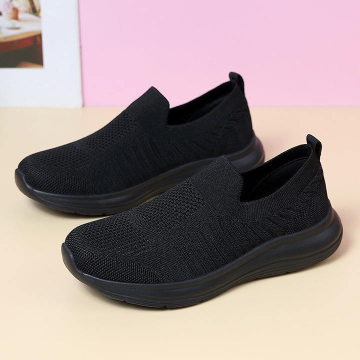Women's breathable knitted slip-on shoes with viscoelastic insole and flexible rubber outsole Mune Fashion
