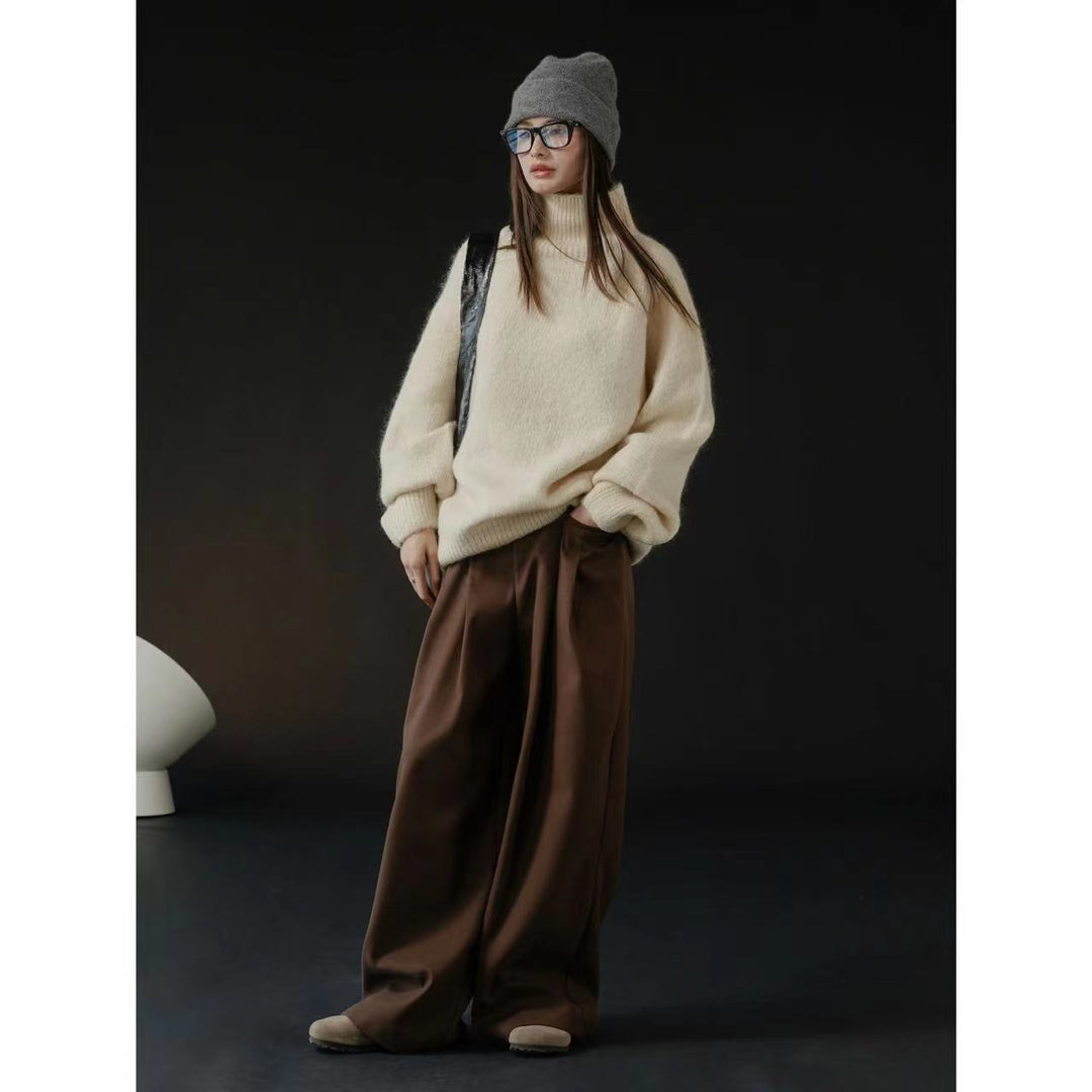 Women's Soft Oversized Turtleneck Sweater in Alpaca Look with Balloon Sleeves Mune Fashion