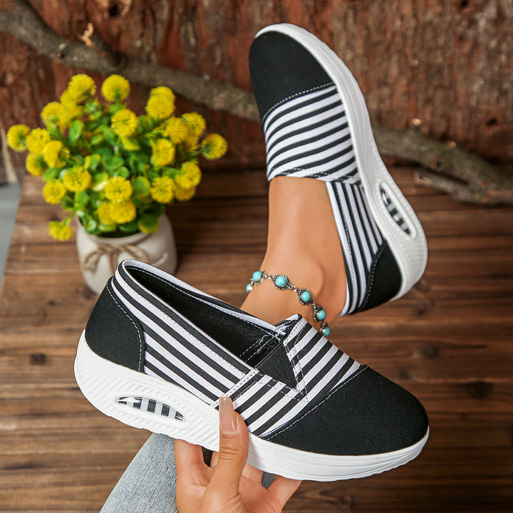 Women's Lightweight Slip-On Sneakers with Wedge Heel and Padded Comfort Sole Mune Fashion