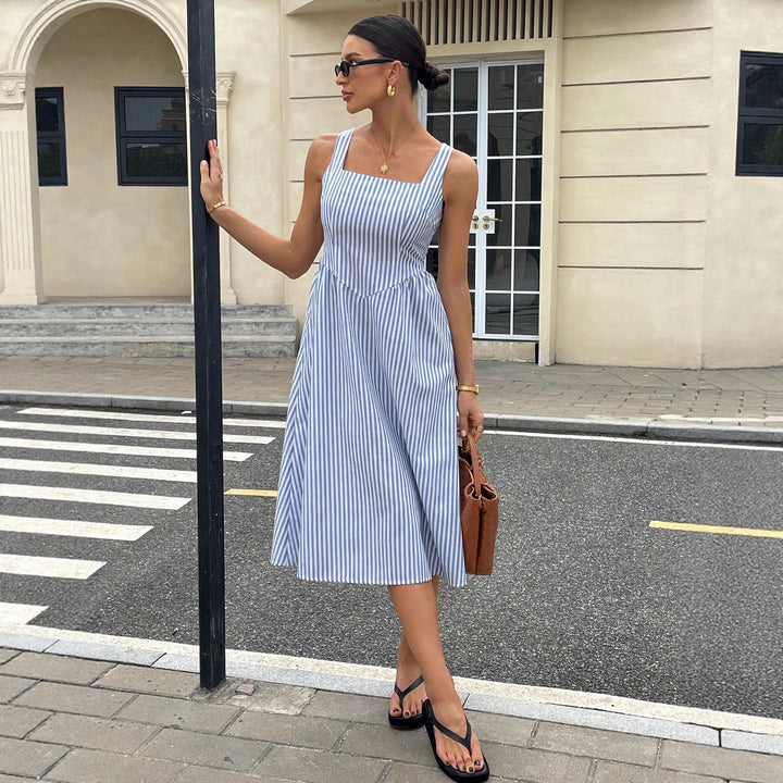 Women’s midi dress with square neckline, wide straps and tailored A-line cut Mune Fashion