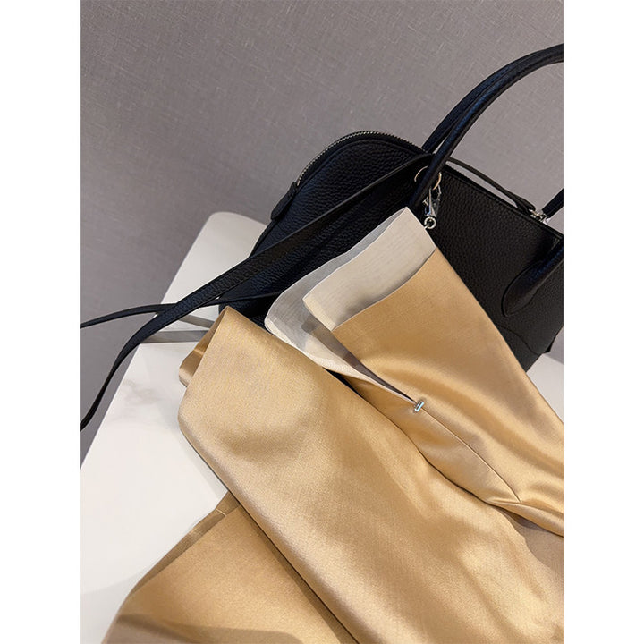 Women Elegant blouse made of high-quality fabric with exclusive cut Mune Fashion