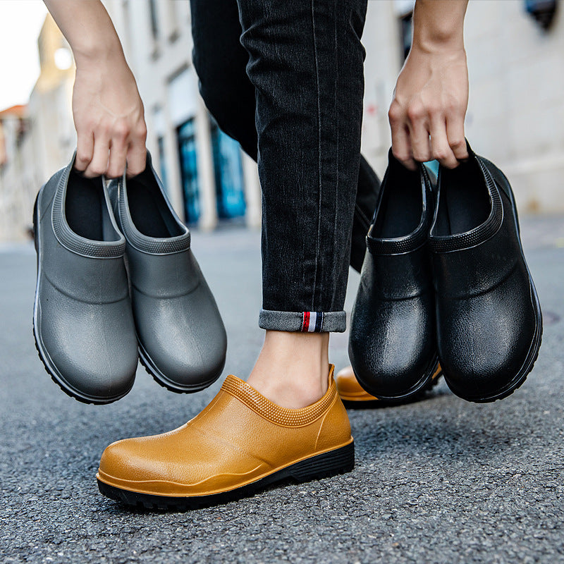 Unisex Waterproof Slip-On Work Shoes with Profiling Anti-Slip Sole Design Mune Fashion