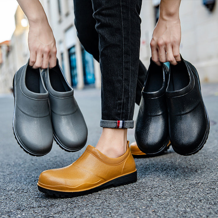Unisex Waterproof Slip-On Work Shoes with Profiling Anti-Slip Sole Design Mune Fashion
