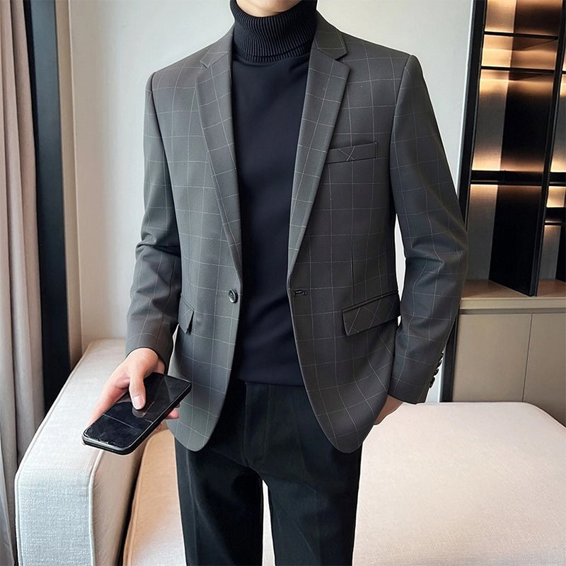 Men's pinstripe suit jacket with a slim fit, two-button closure & chest pocket Mune Fashion