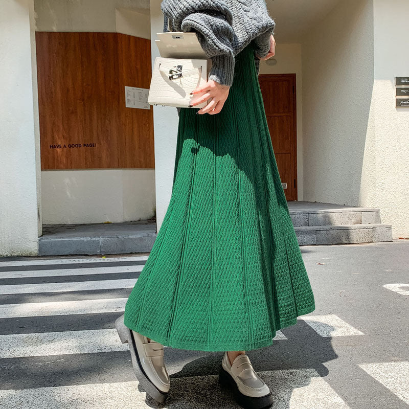 Women's Long Knitted Skirt with Elegant Design Mune Fashion