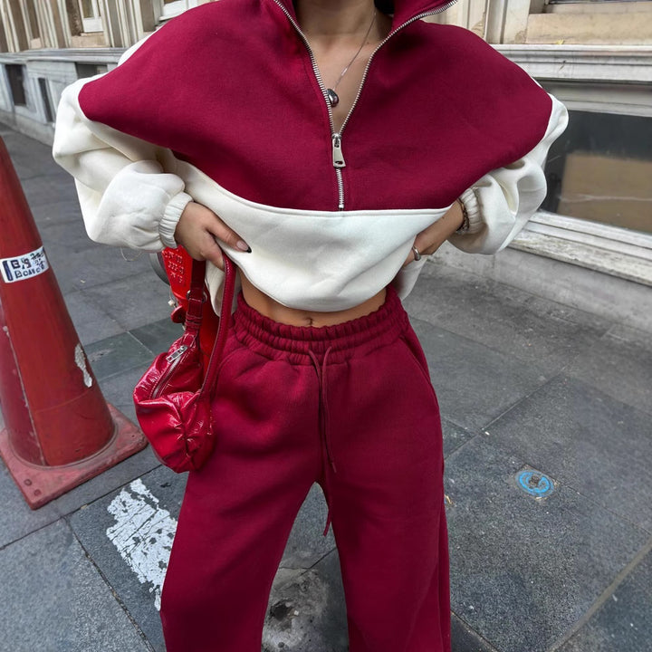 Women's Oversized Two-Tone Half-Zip Loungewear Set with Stand Collar and Wide Palazzo Jogger Mune Fashion