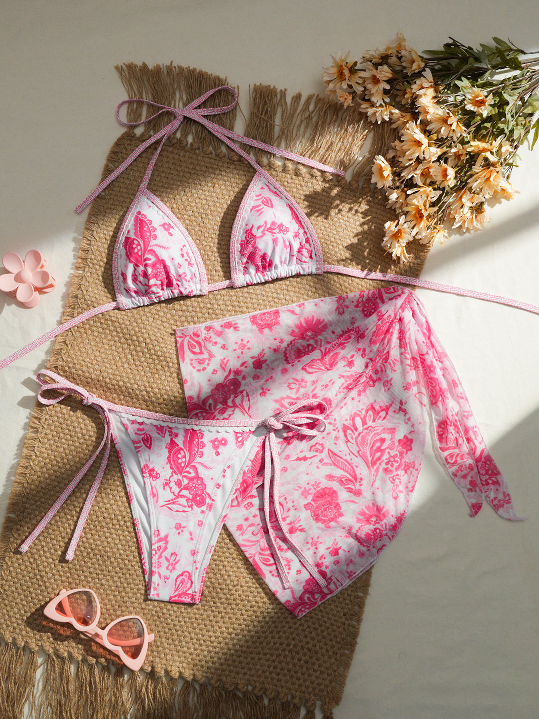 Women Triangle Bikini with Floral Design Mune Fashion