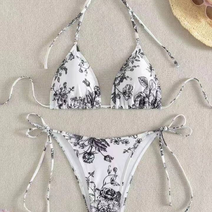 Women's Elegant Triangle Bikini Set with Removable Padding Mune Fashion