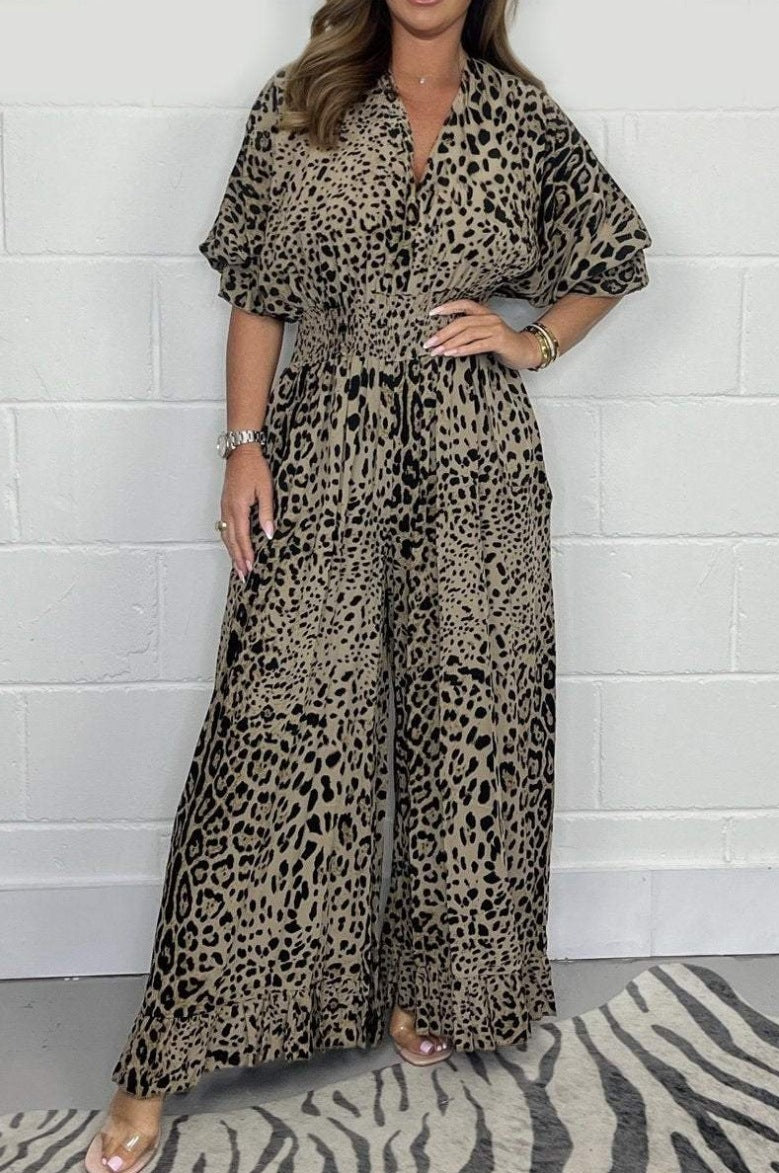 Women One-Piece Jumpsuit with V-Neck, Wide Leg and Animal Print Mune Fashion