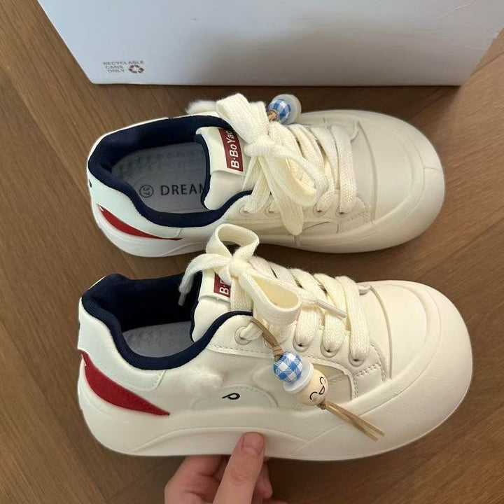 Ladies sneakers with playful details and unique applications Mune Fashion