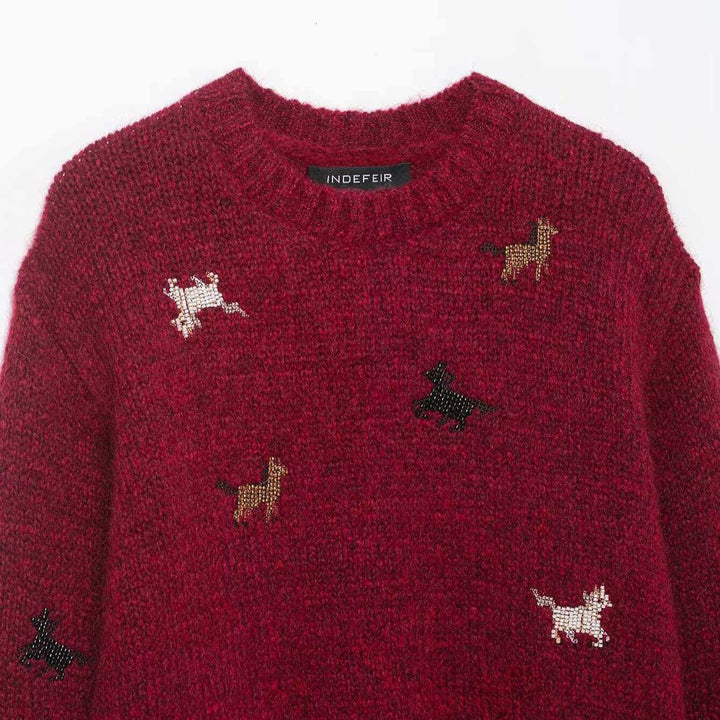 Women’s short-cut chunky knit sweater with dog motif, round neckline and elastic ribbed hem Mune Fashion