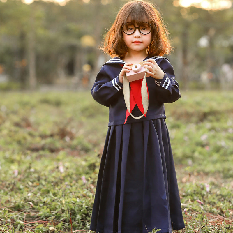 Girl sailor dress with large collar and red neckerchief Mune Fashion