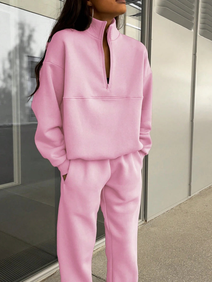 Women’s Oversize Half-Zip Sweatshirt with Stand-Up Collar and Soft Jogging Pants Mune Fashion