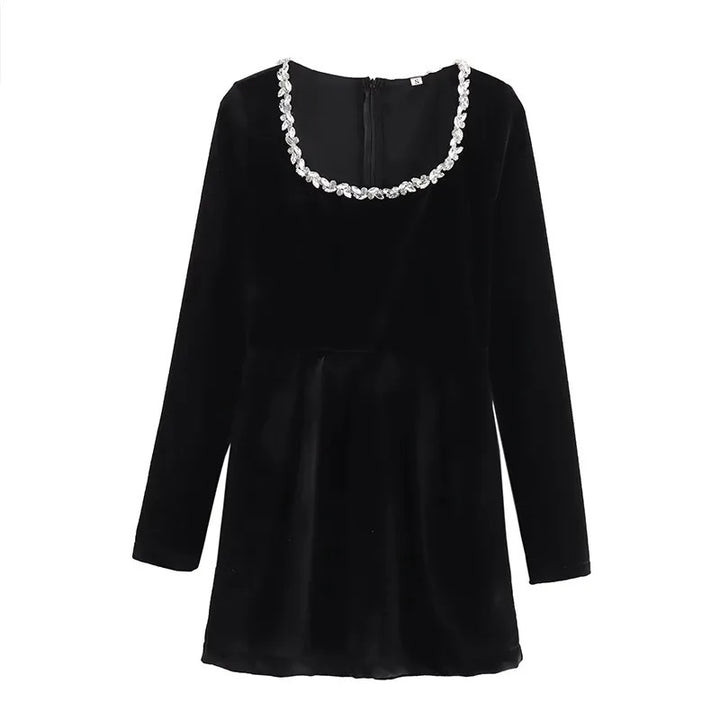 Women's Velvet Mini Dress with Square Neckline, Beaded Flower Embellishment, and A-Line Silhouette Mune Fashion