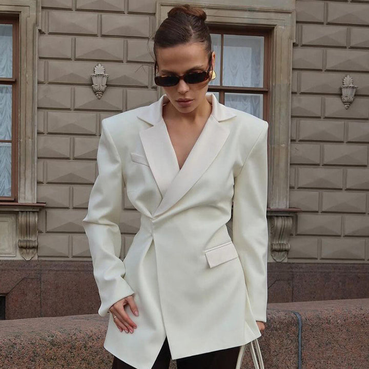 Women Sculptural Tailored Blazer with Asymmetric Front and Accentuated Shoulder Mune Fashion