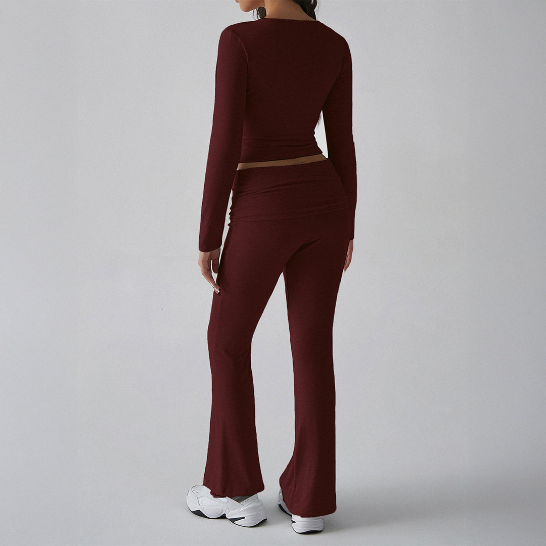 Women's figure-hugging cropped set with long-sleeve top with square neckline and flared high-waist yoga pants Mune Fashion