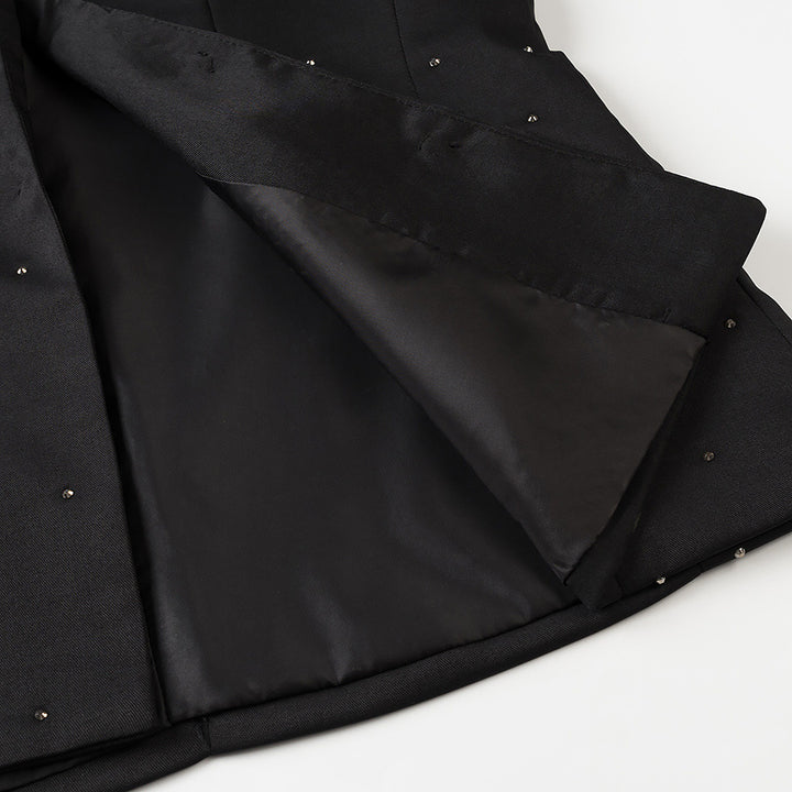 Women nan elegant tailored blazer without collar with decorative stone trim Mune Fashion