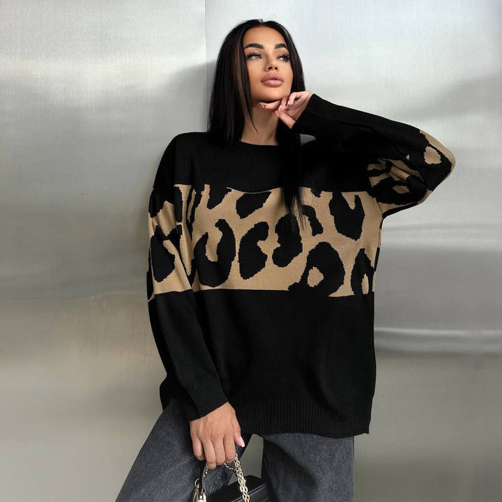 Women's Oversized Knit Sweater with Leopard Stripes, Dropped Shoulder and Ribbed Hem