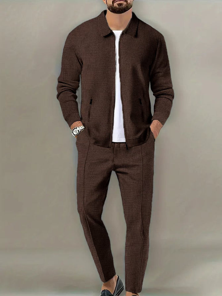 Men's Leisure Suit with Modern Structured Design and Practical Pockets Mune