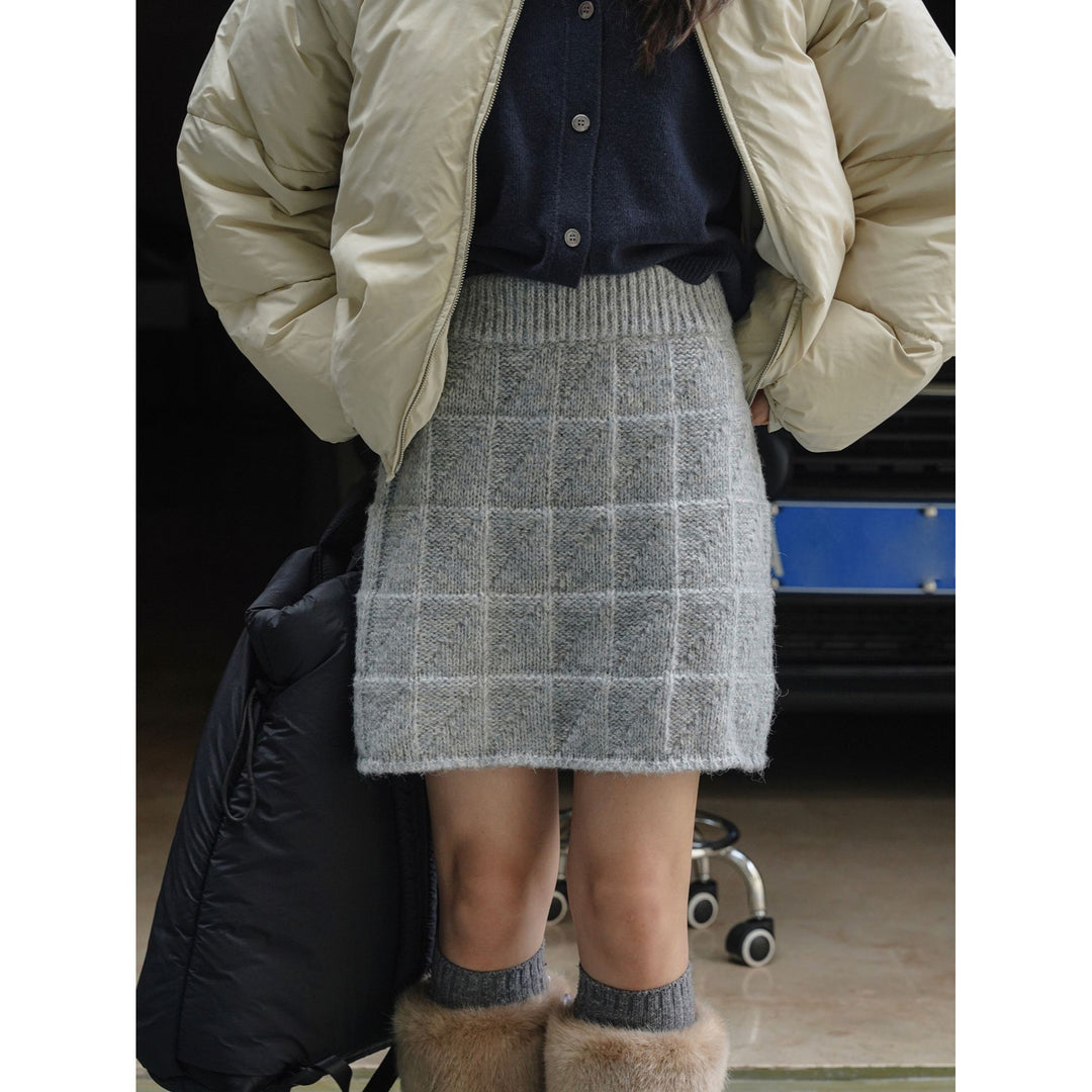 Women's Knitted Check Pattern Mini Skirt with High Waist Mune Fashion