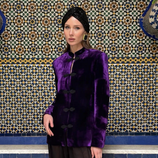 Women’s velvet jacket with Mandarin collar and decorative knot fastenings Mune Fashion