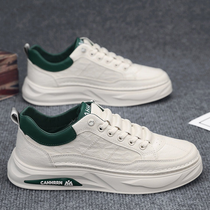 Unisex minimalist platform sneaker made of textured synthetic leather with padded heel collar and sculpted outsole Mune Fashion