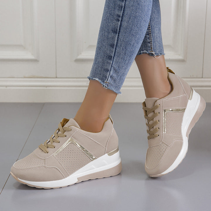 Ladies  wedge sneakers with perforated microfiber upper, padded heel cap and slip-resistant patterned sole Mune Fashion