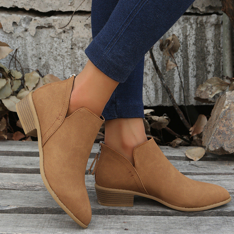 Women's metallic ankle boots with pointed toe, back zipper and low block heel Mune Fashion