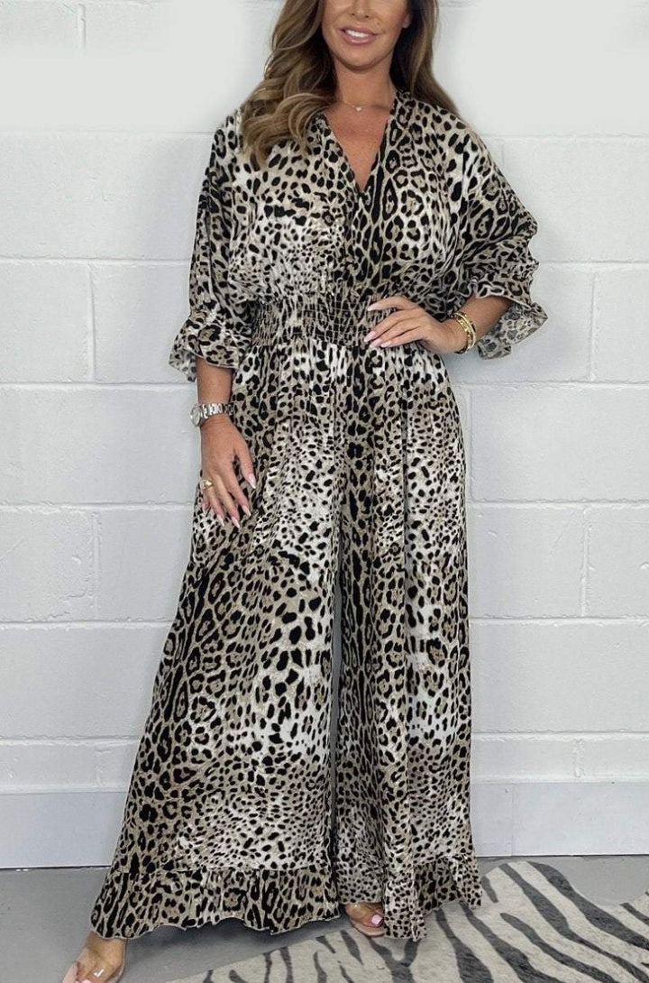 Women One-Piece Jumpsuit with V-Neck, Wide Leg and Animal Print Mune Fashion