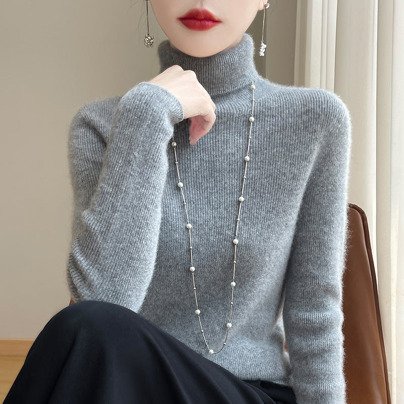 Women's slim fit fine knit turtleneck sweater with extra fine fluff finish Mune Fashion