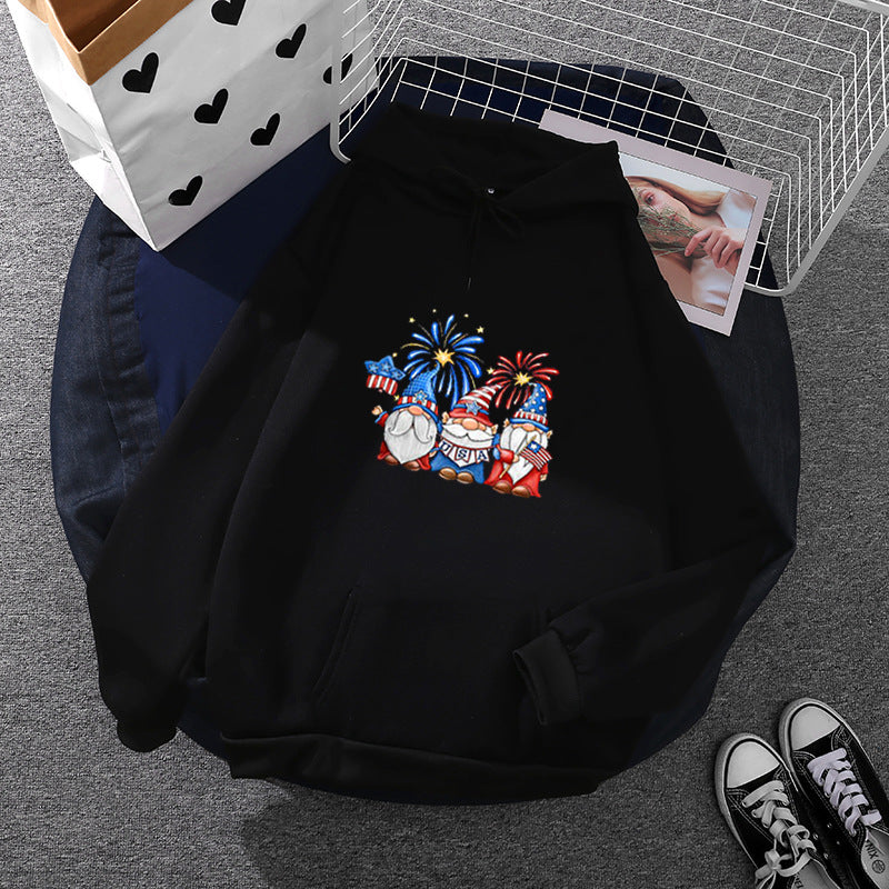 Women's hoodie with patriotic garden gnome print, brushed fleece lining, oversized cut, and kangaroo pocket Mune Fashion
