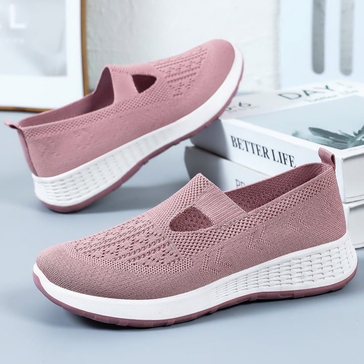 Women Comfortable Slip-On Sneakers with Innovative Mesh Upper Mune Fashion