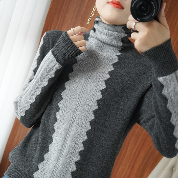 Women’s premium turtleneck sweater made of fine knit with centered lace cable structure Mune Fashion