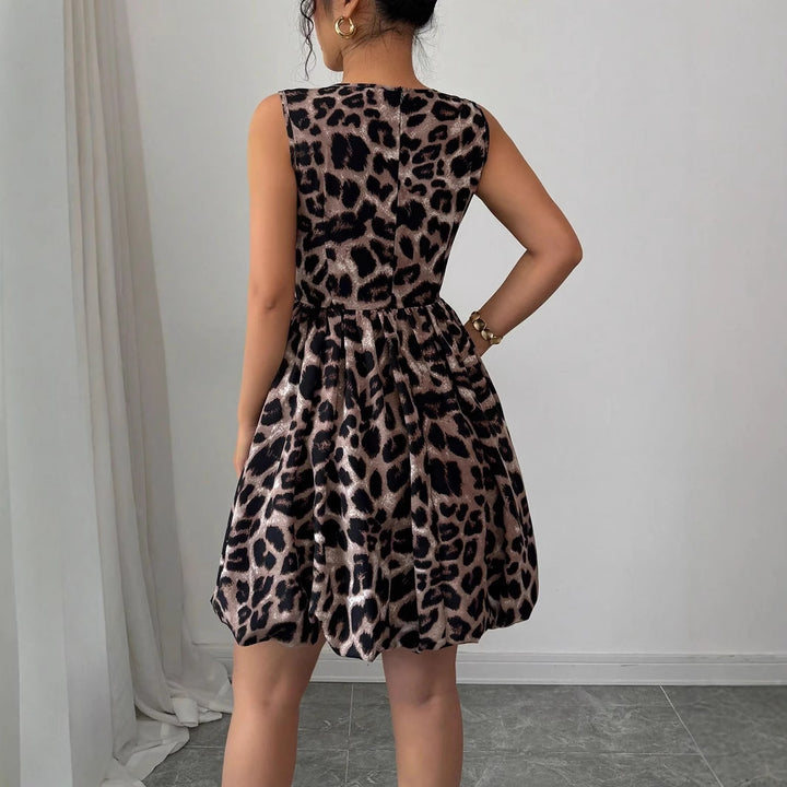 Women Nan short party dress with leopard print, floral appliqués and fitted balloon skirt Mune Fashion