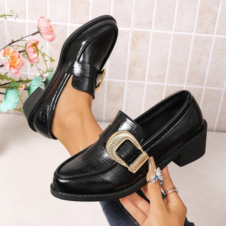 Ladies Elegant Moccasins with Gold Buckle Mune Fashion