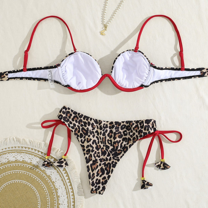 Women's triangle bikini with decorative palm print and adjustable ties Mune Fashion