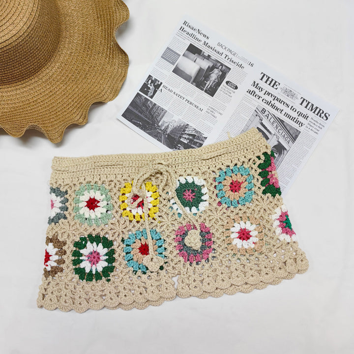 Women's crochet shorts with colorful granny square pattern Mune Fashion