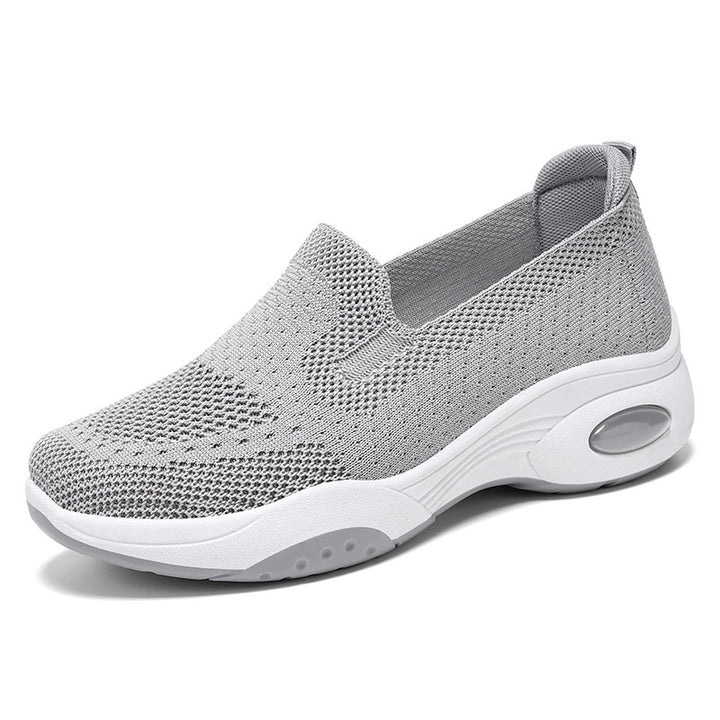 Women’s seamless knitted casual sneakers with breathable mesh upper and visible air cushion midsole Mune Fashion