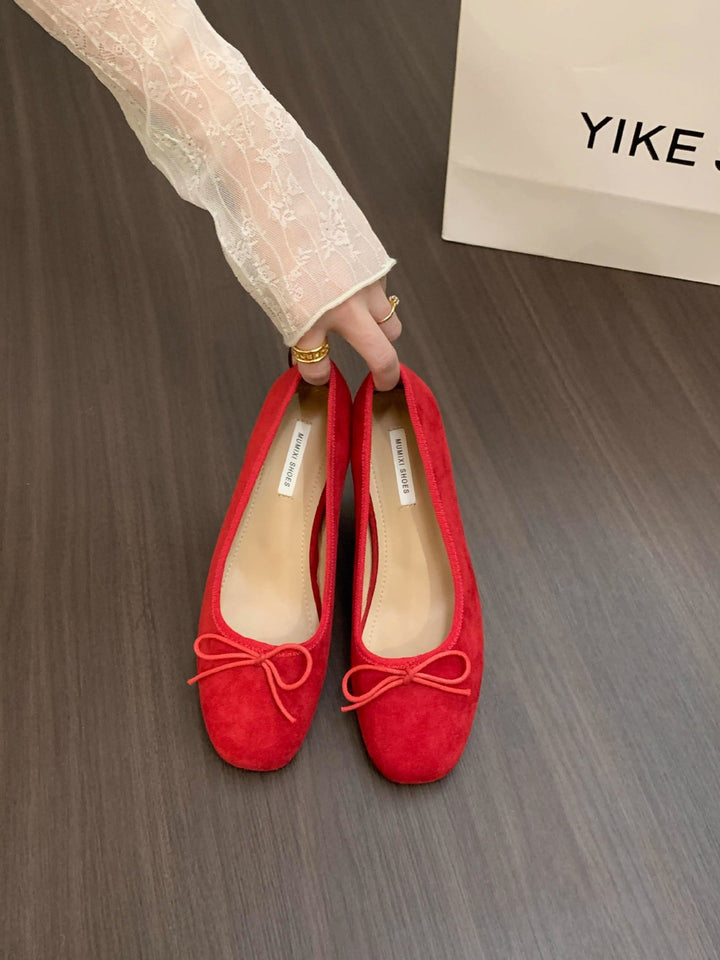 Ladies' ballet flats made of high-quality suede with decorative bow Mune Fashion
