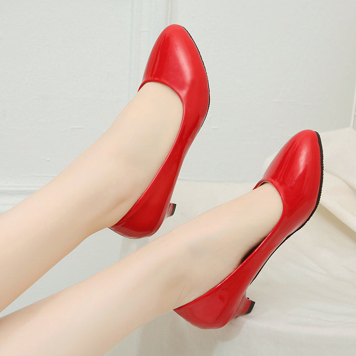 Women's pointed toe pumps in high-gloss patent look with low conical heel, padded comfort insole, and soft lining Mune Fashion