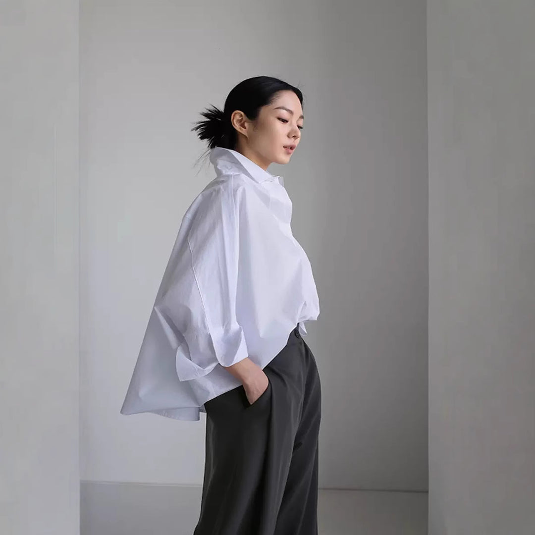 Women Oversized Poplin Mune Fashion blouse with bat sleeves and concealed button placket Mune Fashion