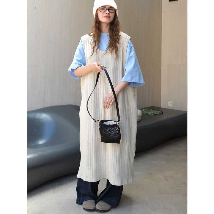 Women Small Perforated Bucket Crossbody Bag with Adjustable Shoulder Strap Mune Fashion