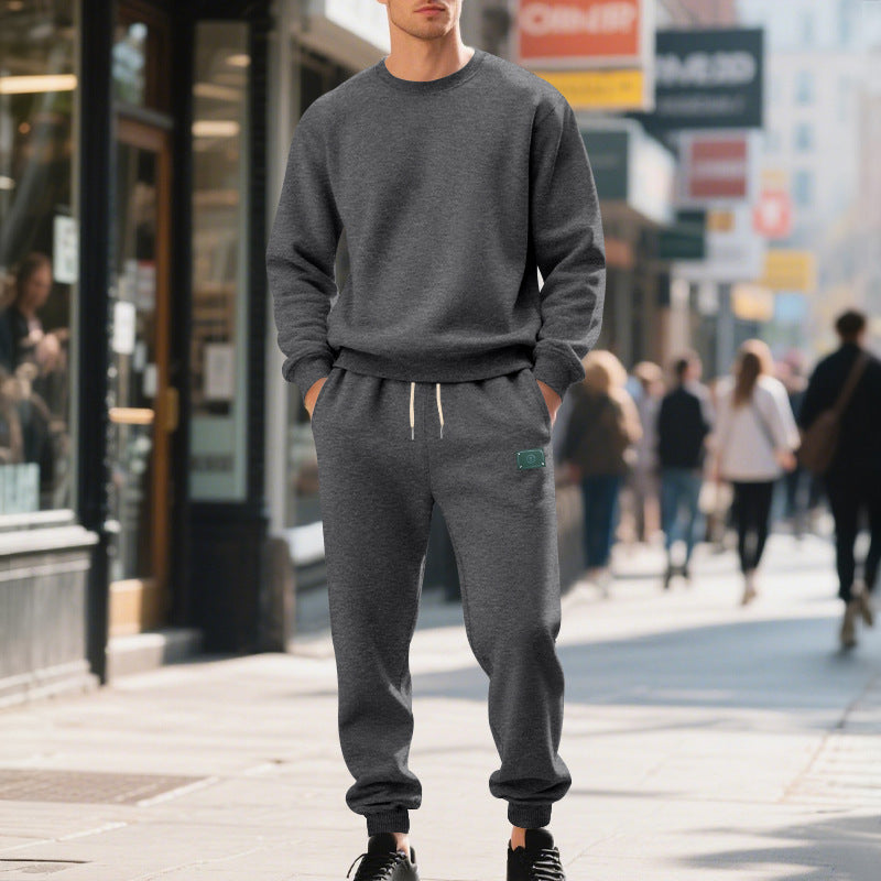 Men's relaxed-fit cotton fleece jogging pants with elastic drawstring, ribbed cuffs, and subtle patch application Mune Fashion