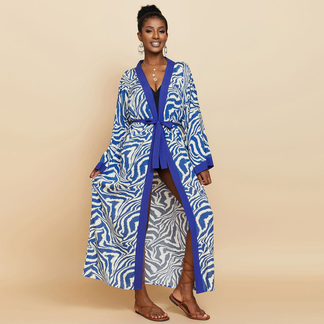 Ladies Luxurious Bathrobe with Exotic Pattern Mune